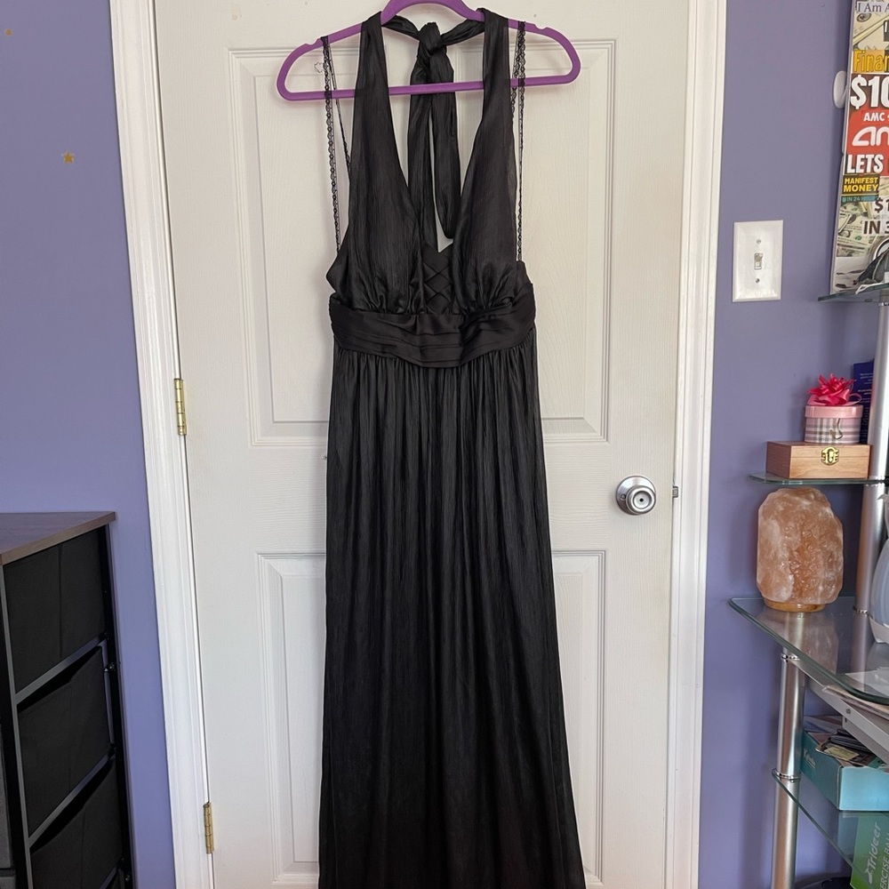 BCBGeneration Twist Trim Halter Maxi/Cocktail Black Dress size 12 Brand NEW